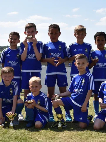 Brogan sponsored Highmoor are the champions!